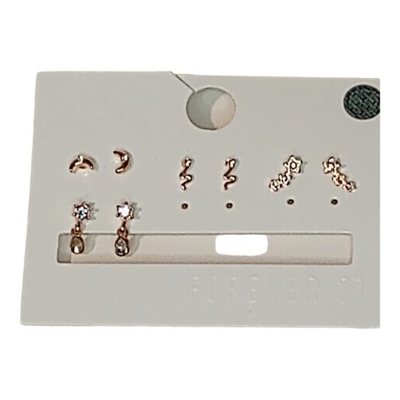 Stud earrings bundle - Picture 2 of 4